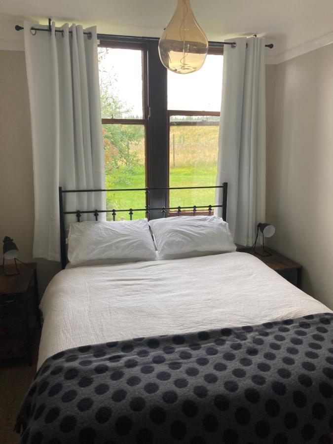 Uist Cottage Kingussie Exterior photo